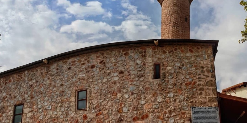 Tokat Tarihi; Garipler Camii